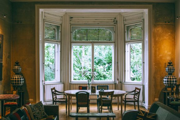 Traditional Dining Room